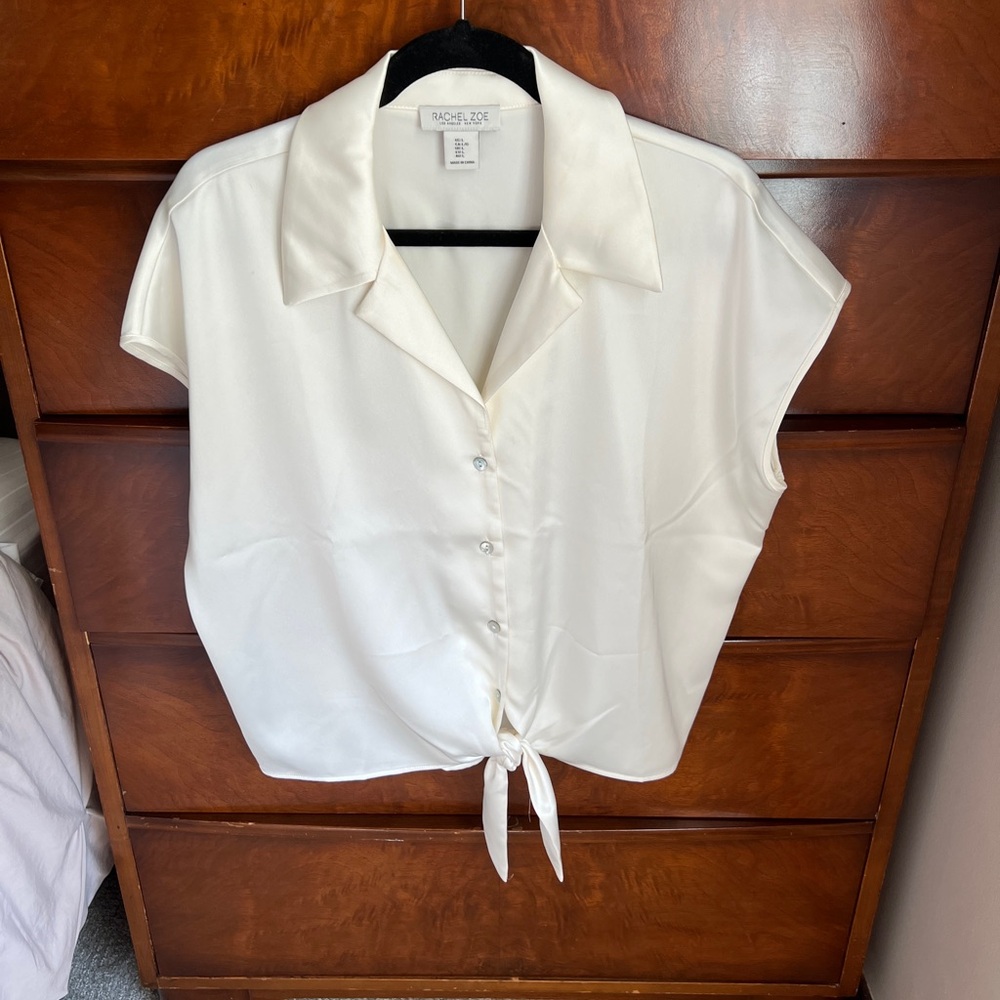 ONLY WORN ONCE Silky, button up top